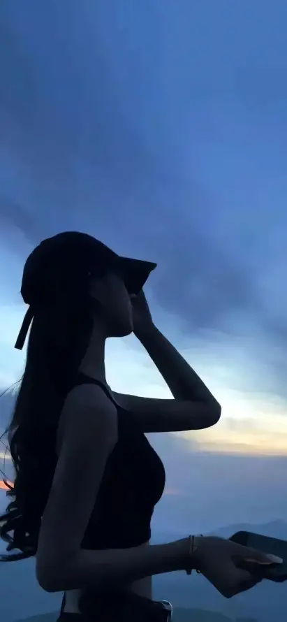 福利久久精品天堂网九九三级色老板：草根站长的流量博弈与用户信任危机封面